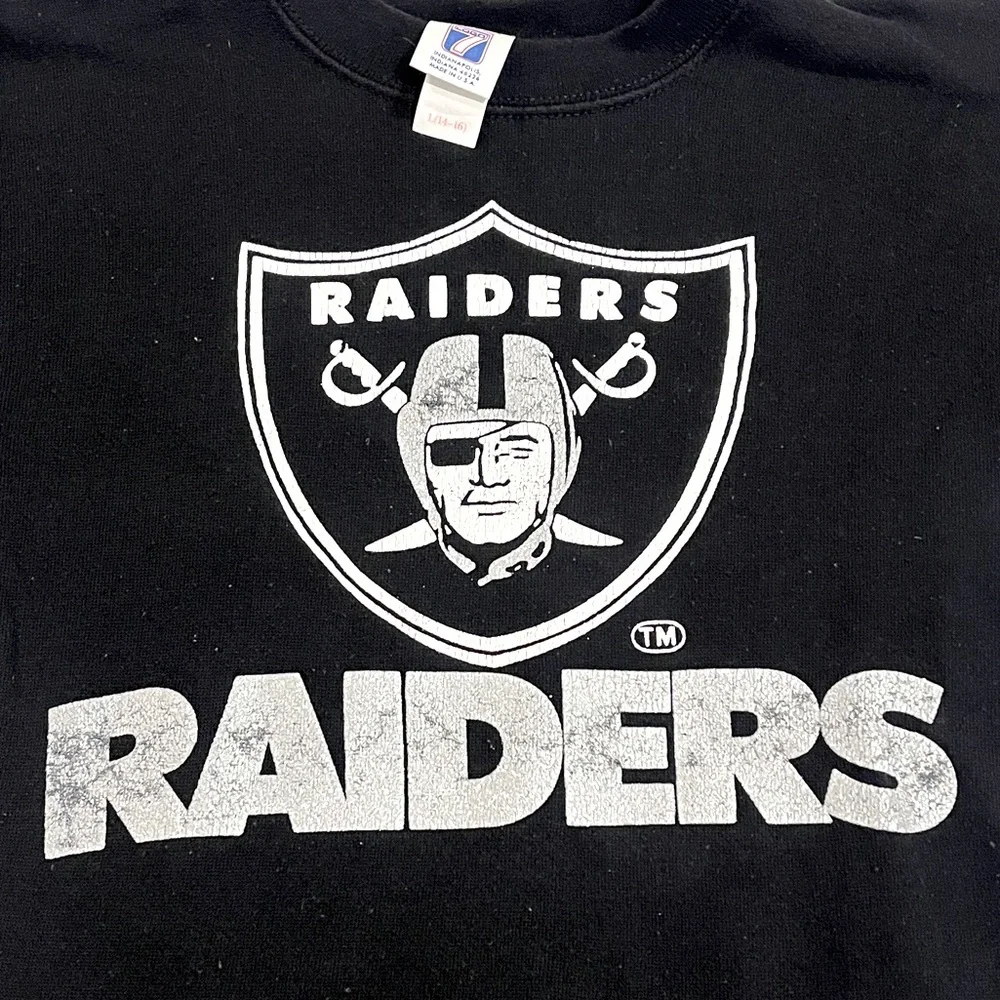 90s Vintage Raiders Football NFL Black Sweatshirt (“Boy Large 14-16”) - Picture 5 of 5